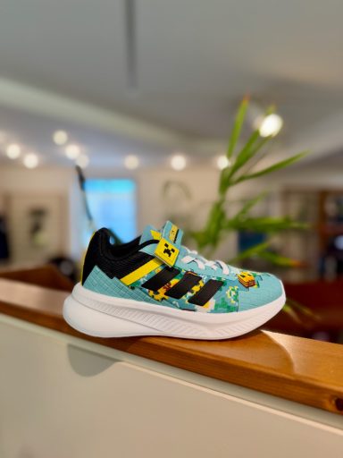 Adidas "Minecraft" Hallenschuh