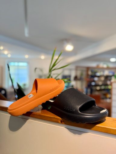 Adidas Adilette "Lumia"